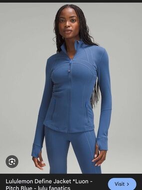 Lululemon define jacket size 4